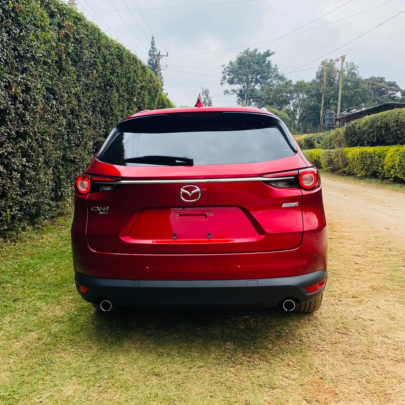 Vehicle photo thumbnail 14