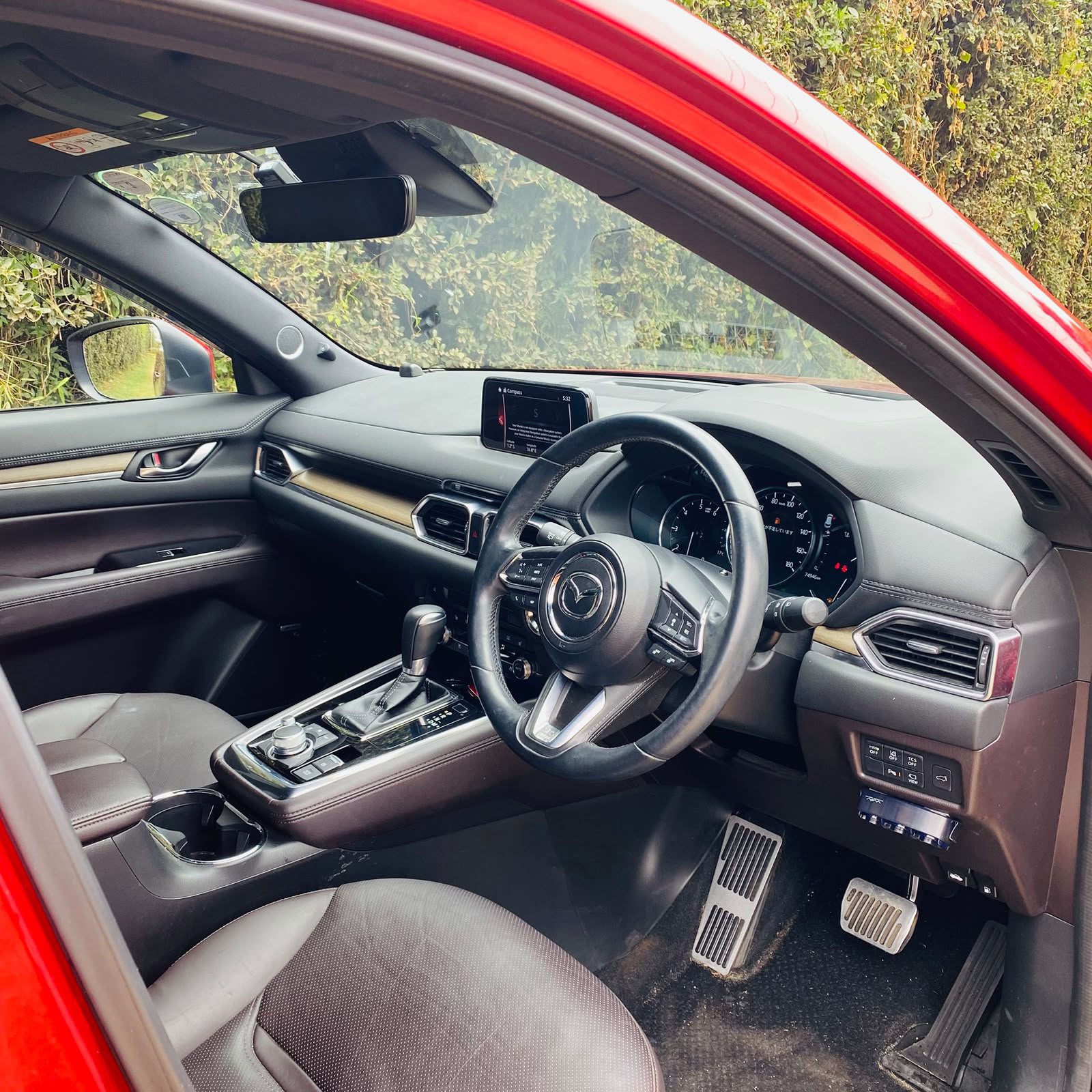 Vehicle photo thumbnail 3