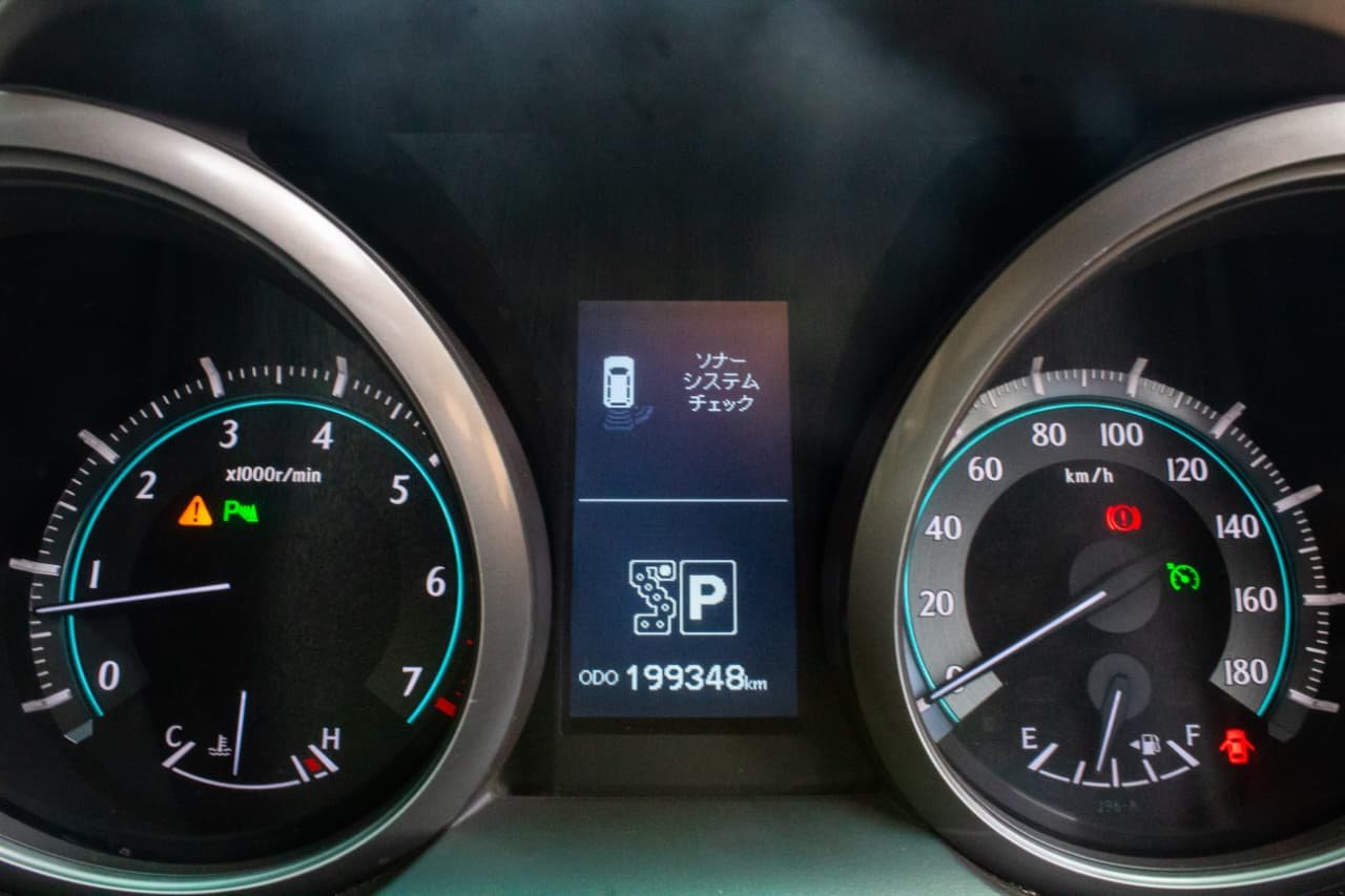Vehicle photo thumbnail 6