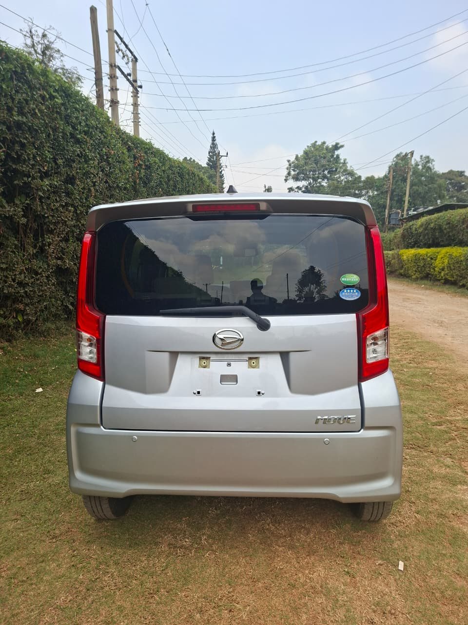 Vehicle photo thumbnail 12