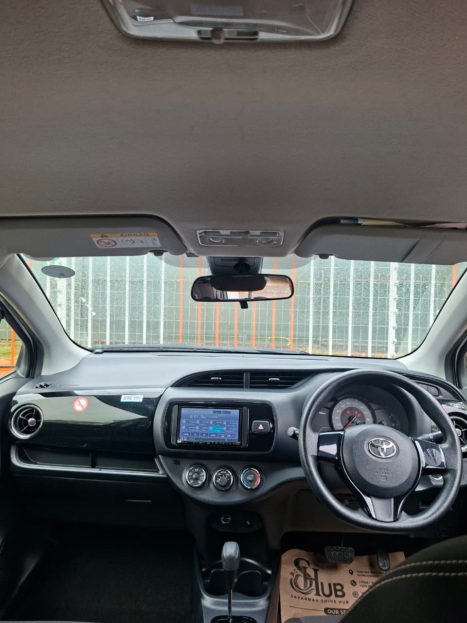 Vehicle photo thumbnail 5