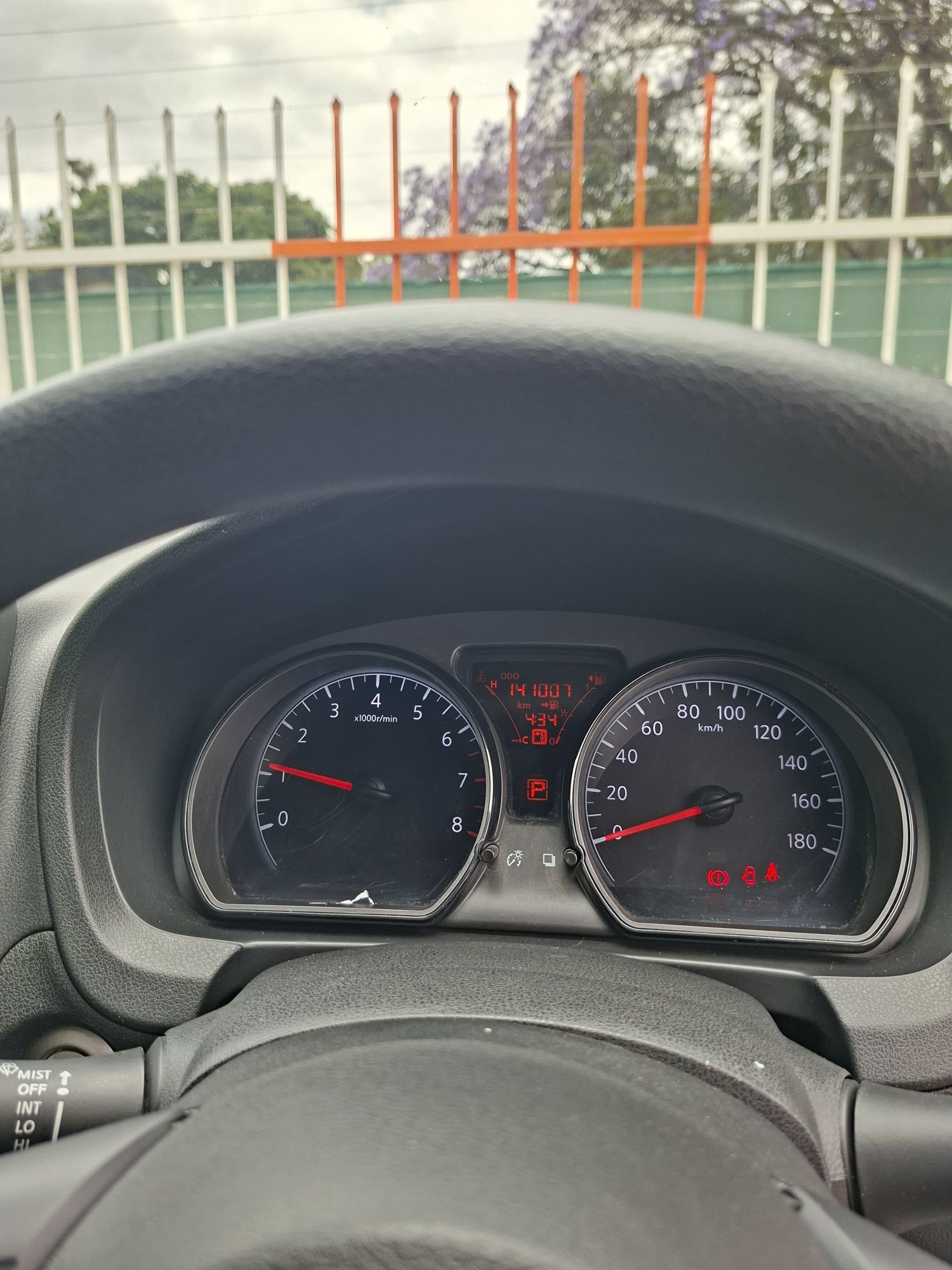 Vehicle photo thumbnail 7
