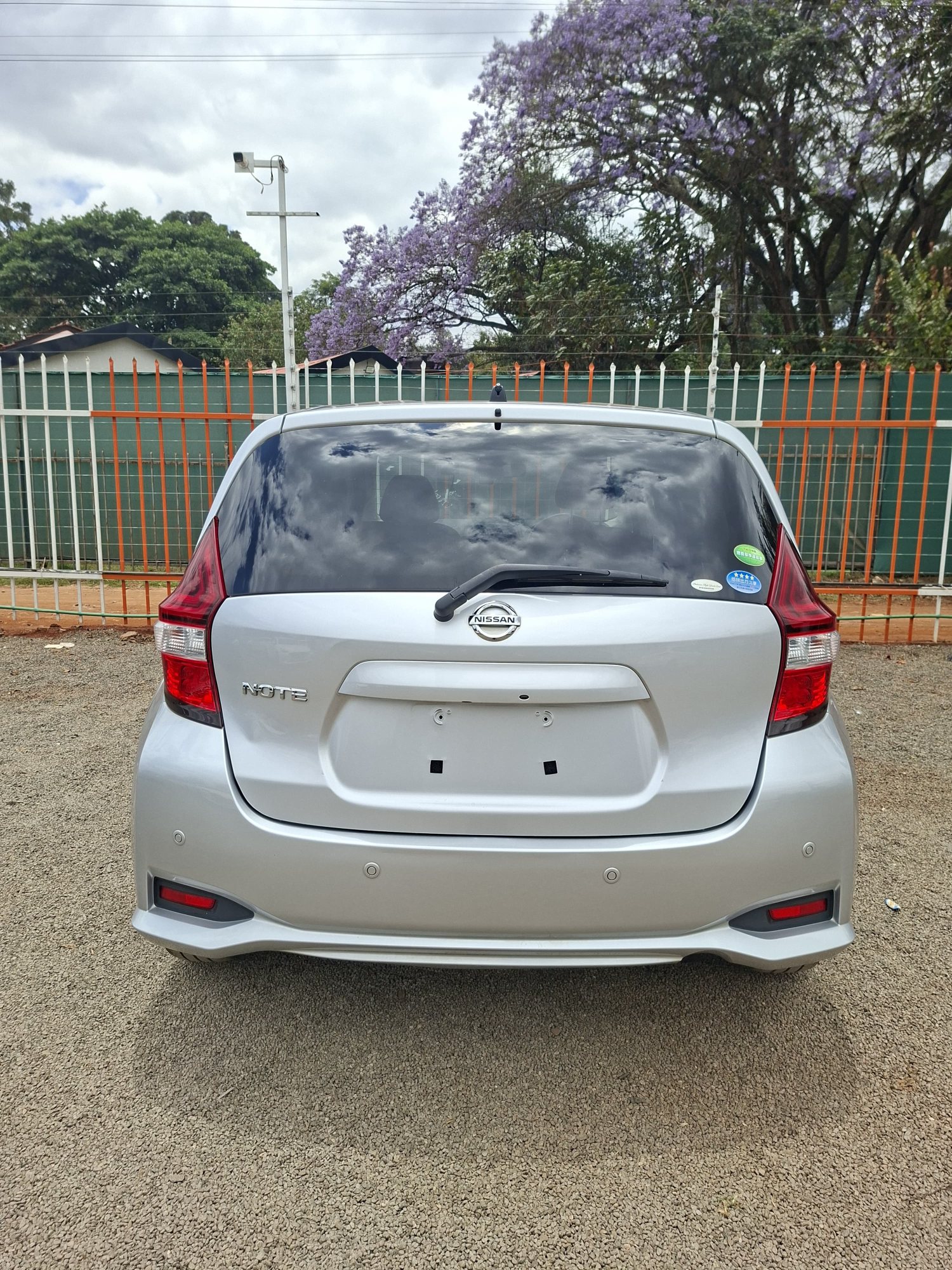 Vehicle photo thumbnail 16