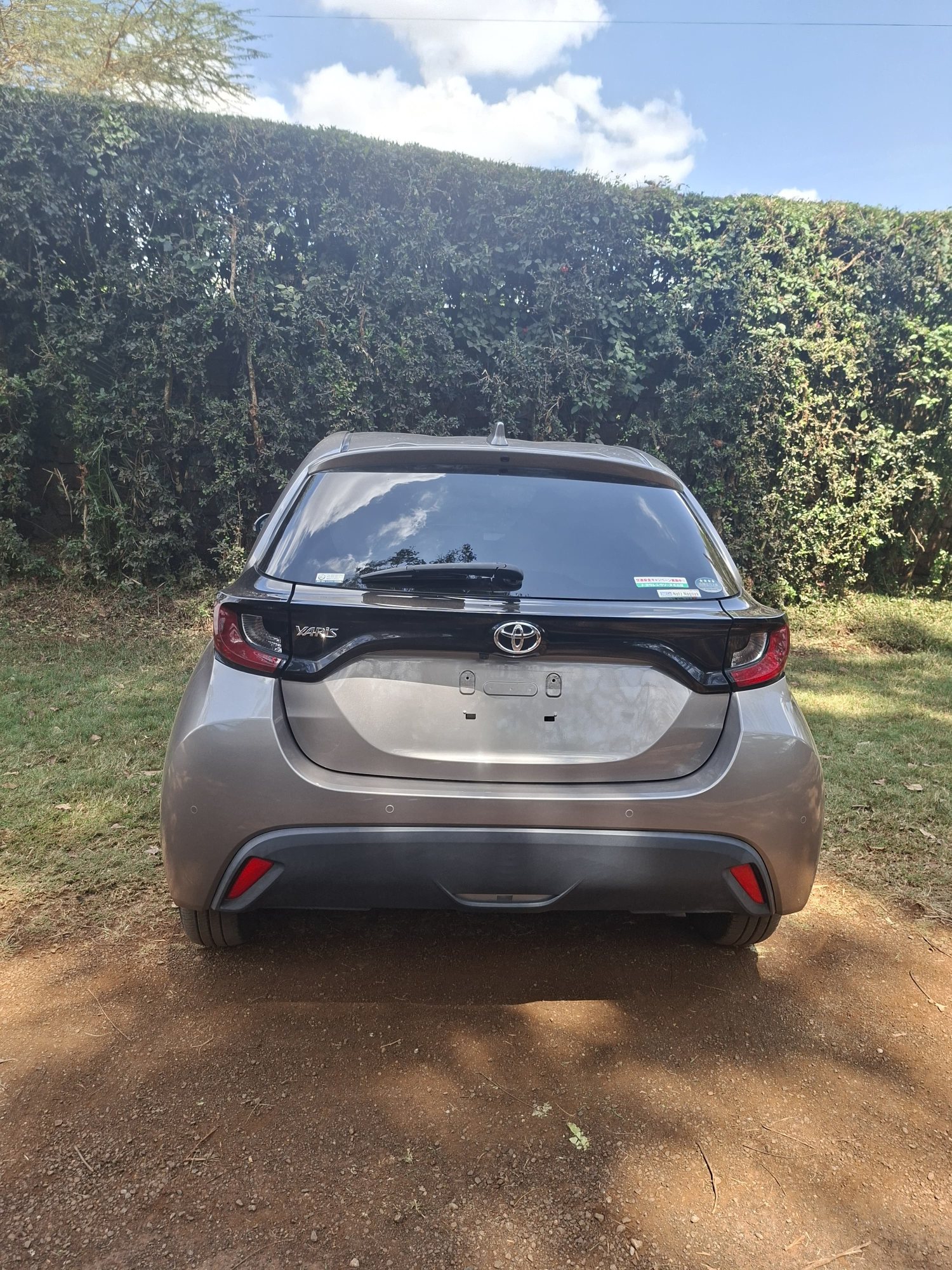 Vehicle photo thumbnail 12