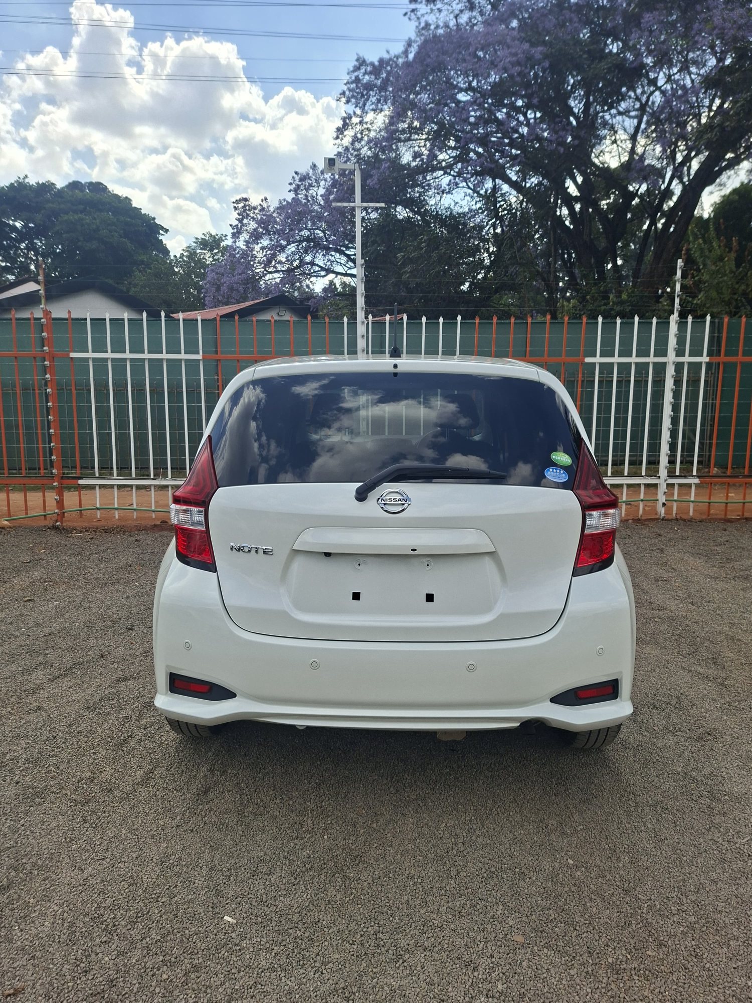 Vehicle photo thumbnail 13