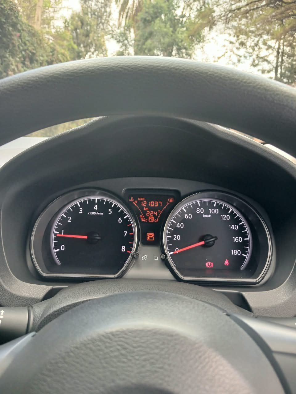 Vehicle photo thumbnail 6