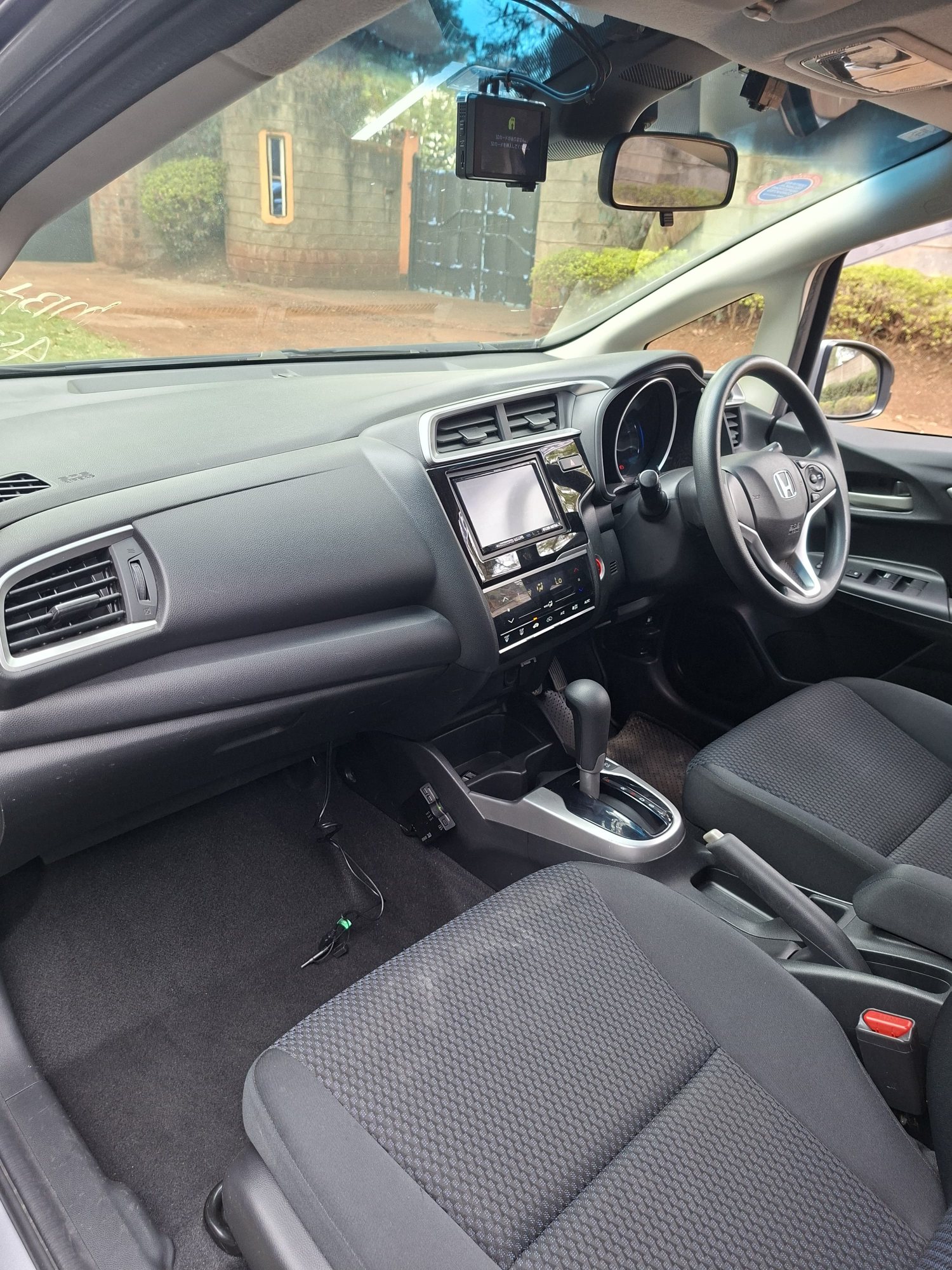 Vehicle photo thumbnail 5