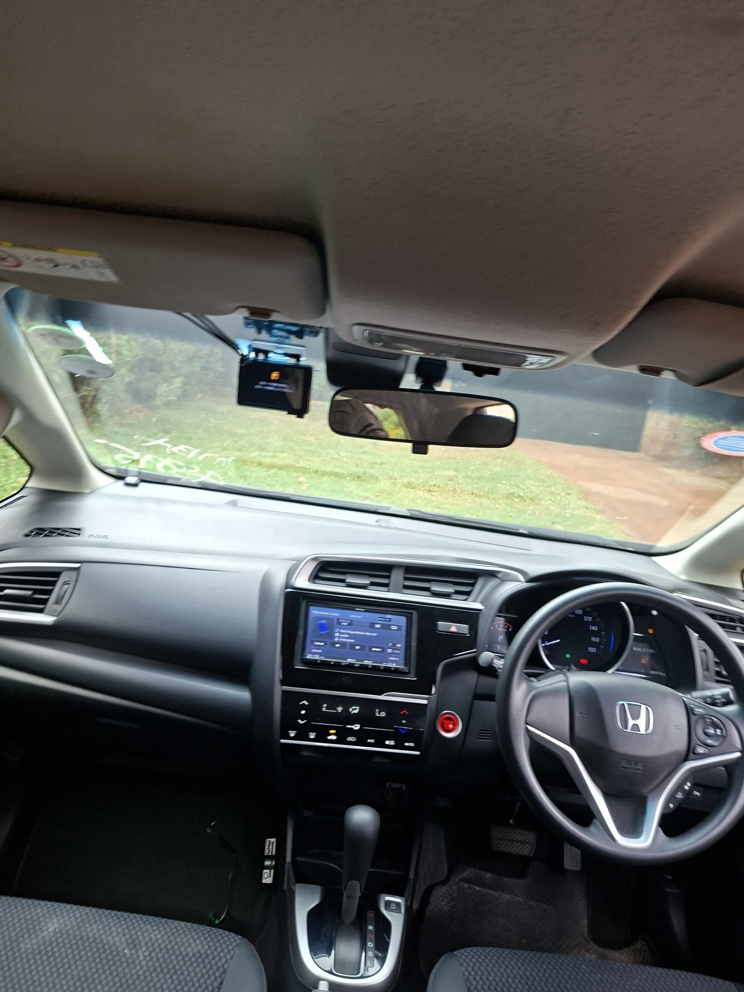 Vehicle photo thumbnail 7
