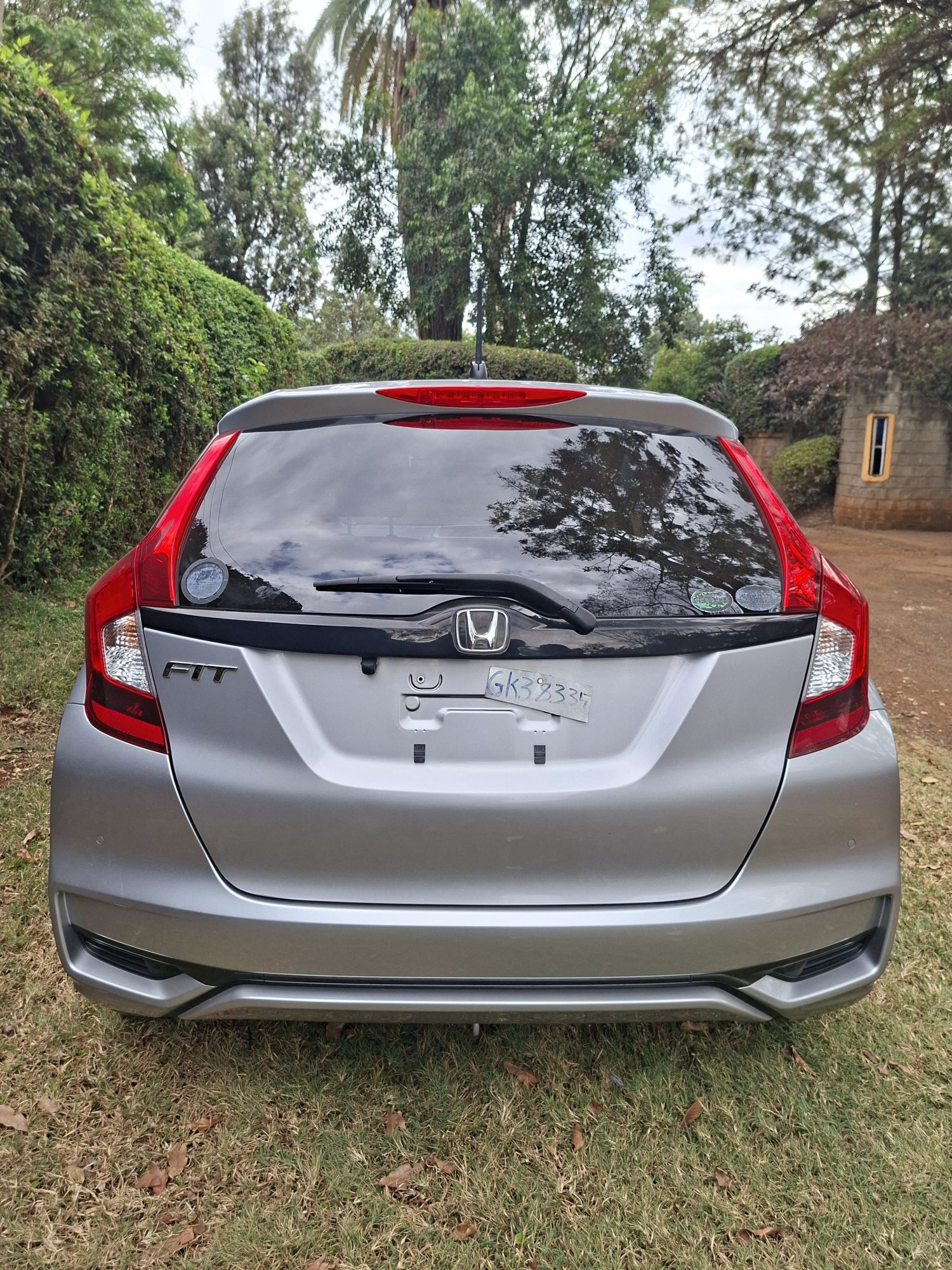 Vehicle photo thumbnail 16