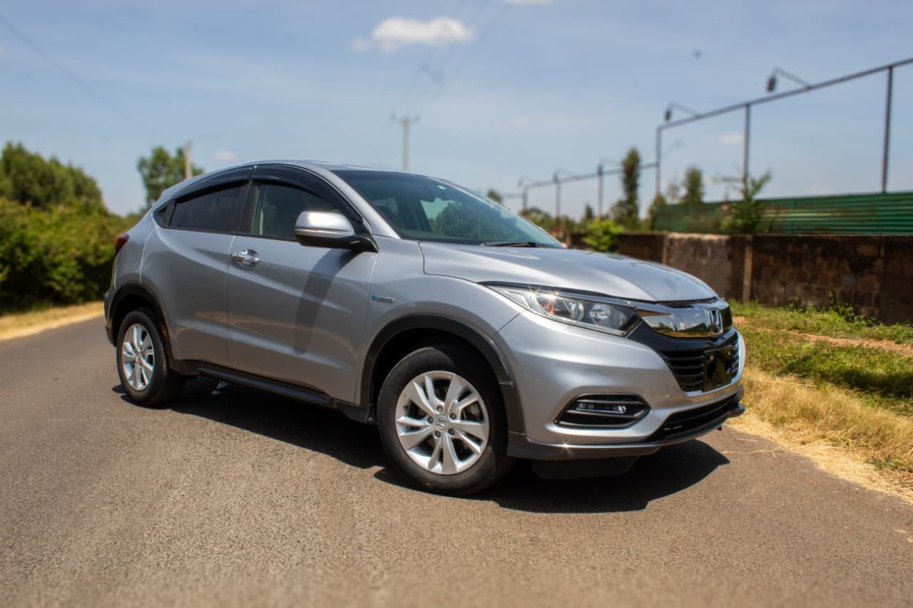 Vehicle photo thumbnail 2
