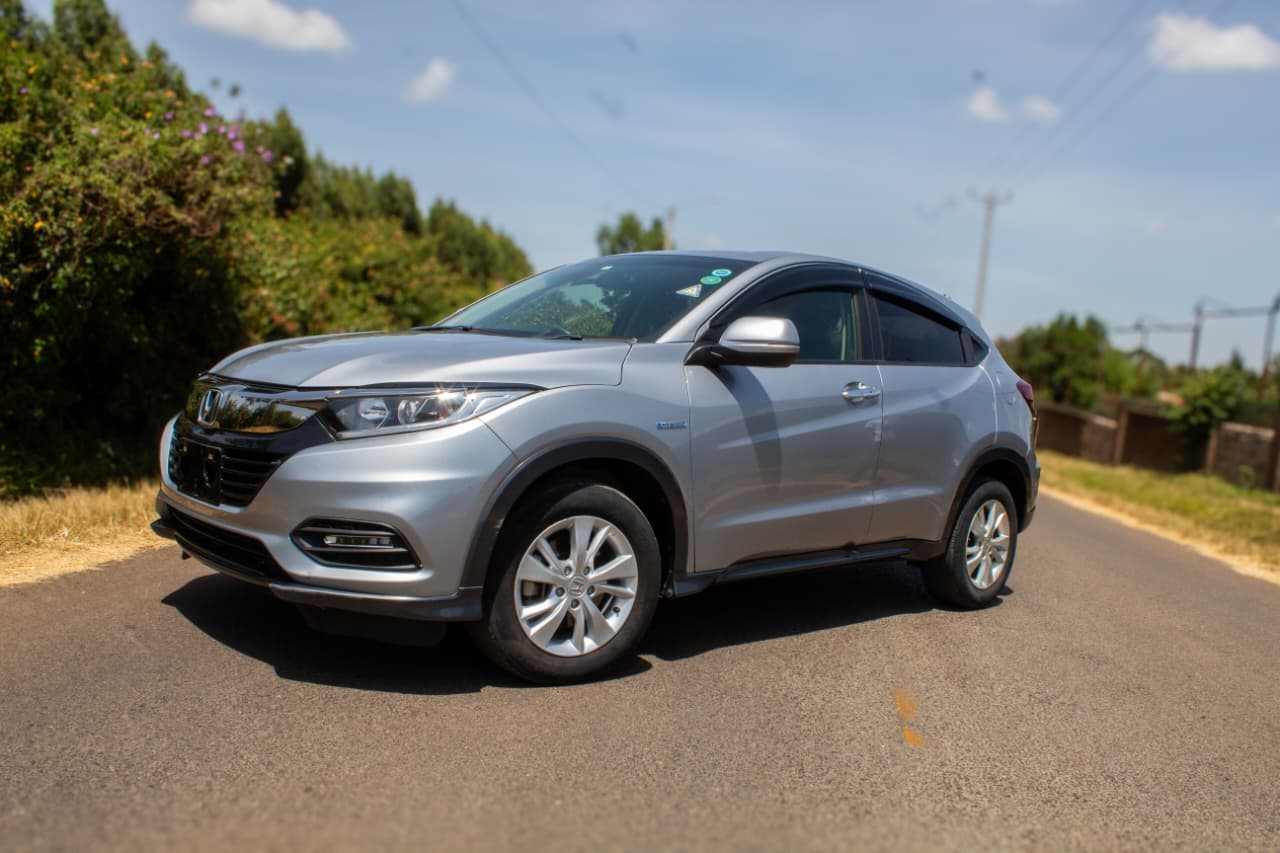 Vehicle photo thumbnail 3