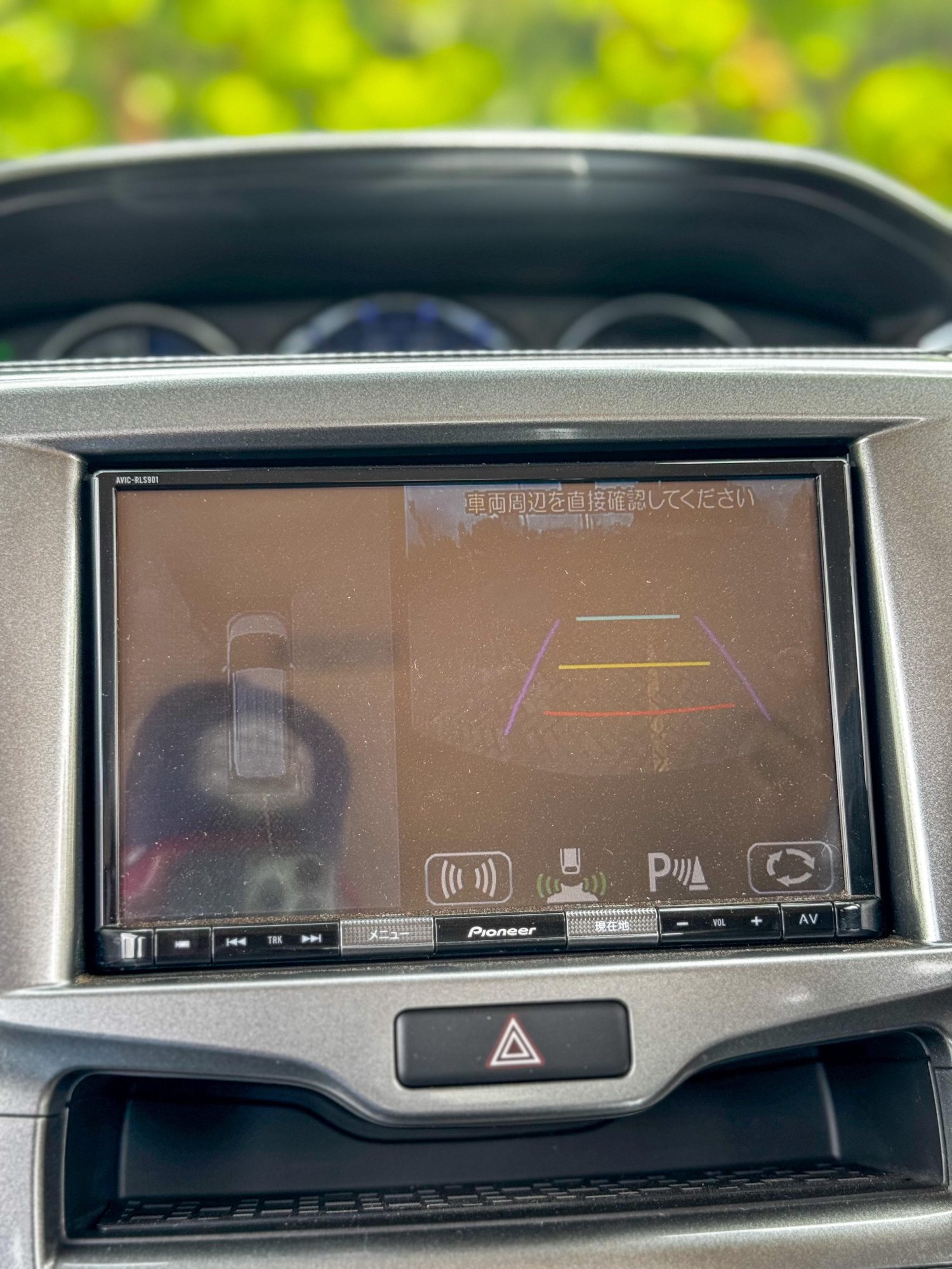 Vehicle photo thumbnail 12