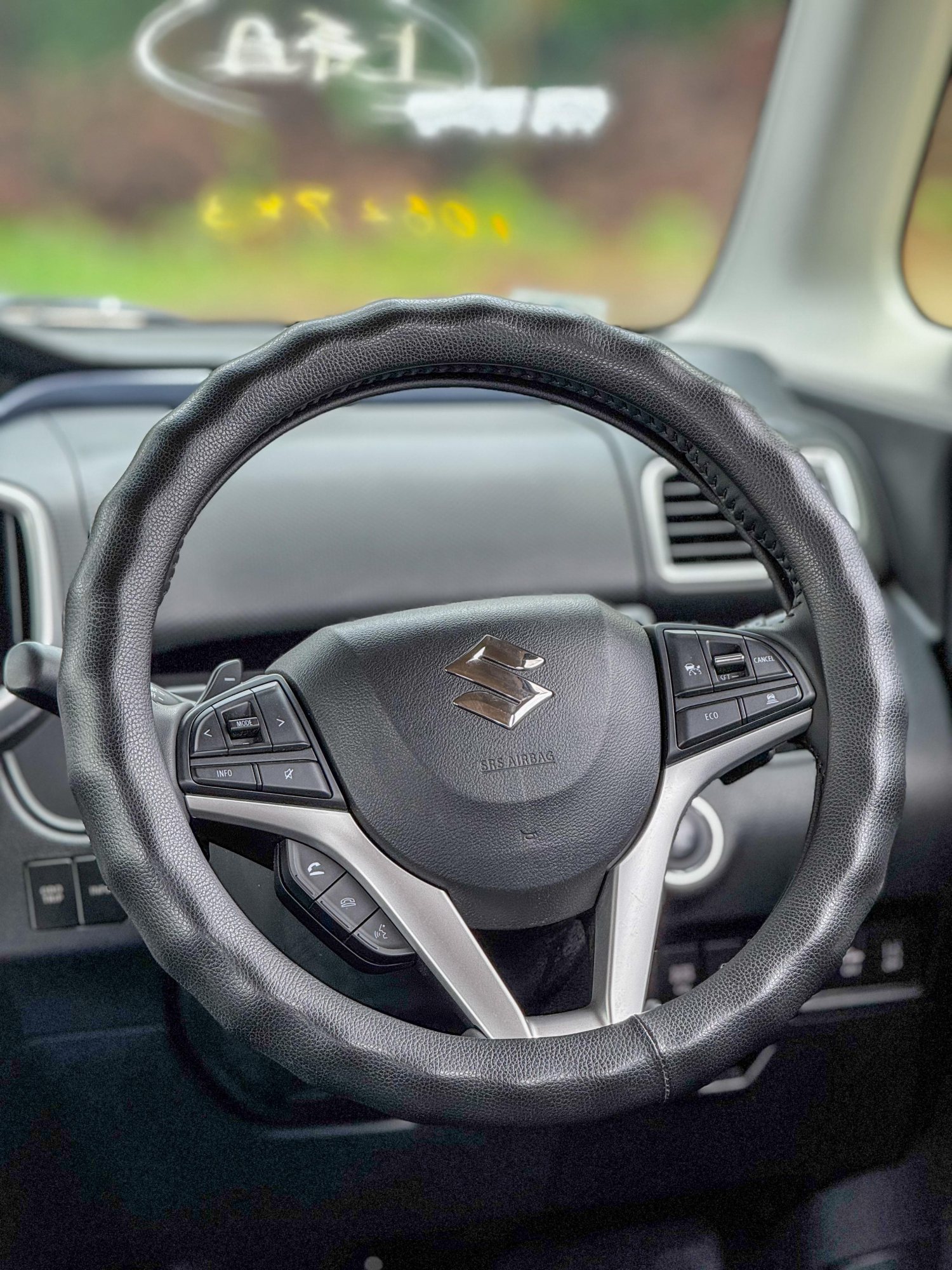 Vehicle photo thumbnail 15