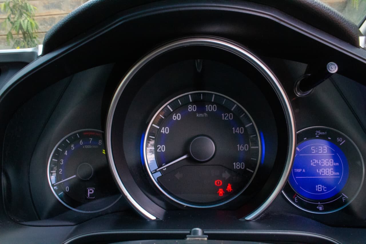 Vehicle photo thumbnail 15
