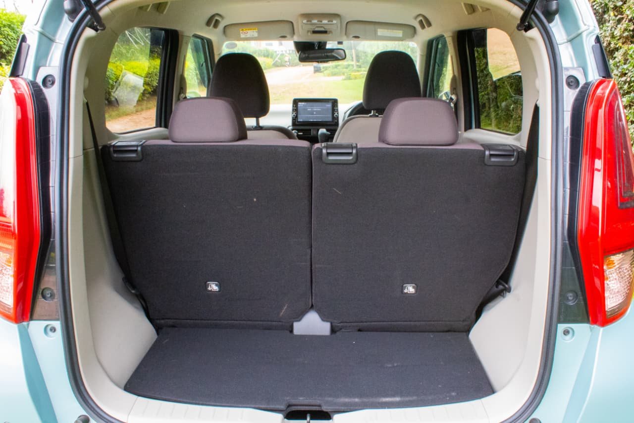 Vehicle photo thumbnail 13