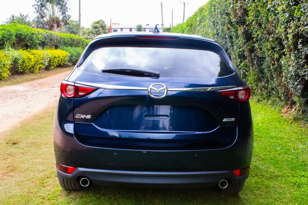 Vehicle photo thumbnail 14