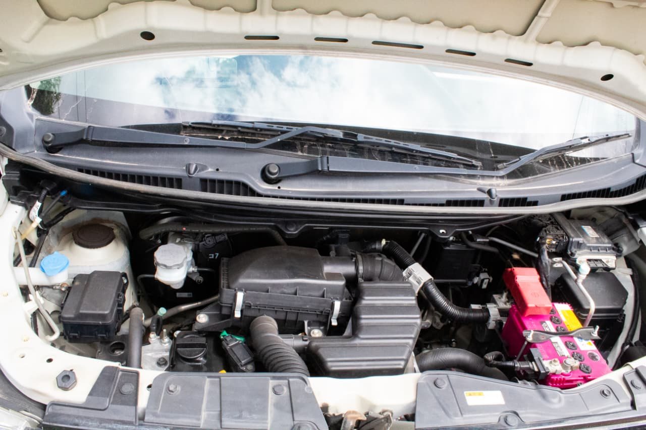 Vehicle photo thumbnail 13