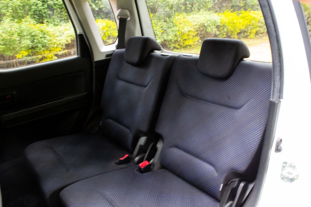 Vehicle photo thumbnail 10