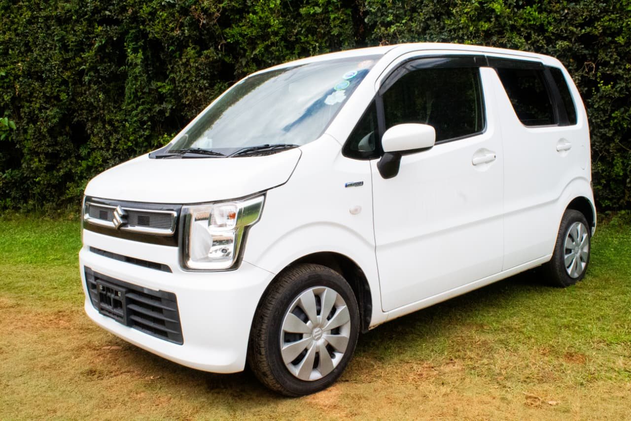 Vehicle photo thumbnail 2