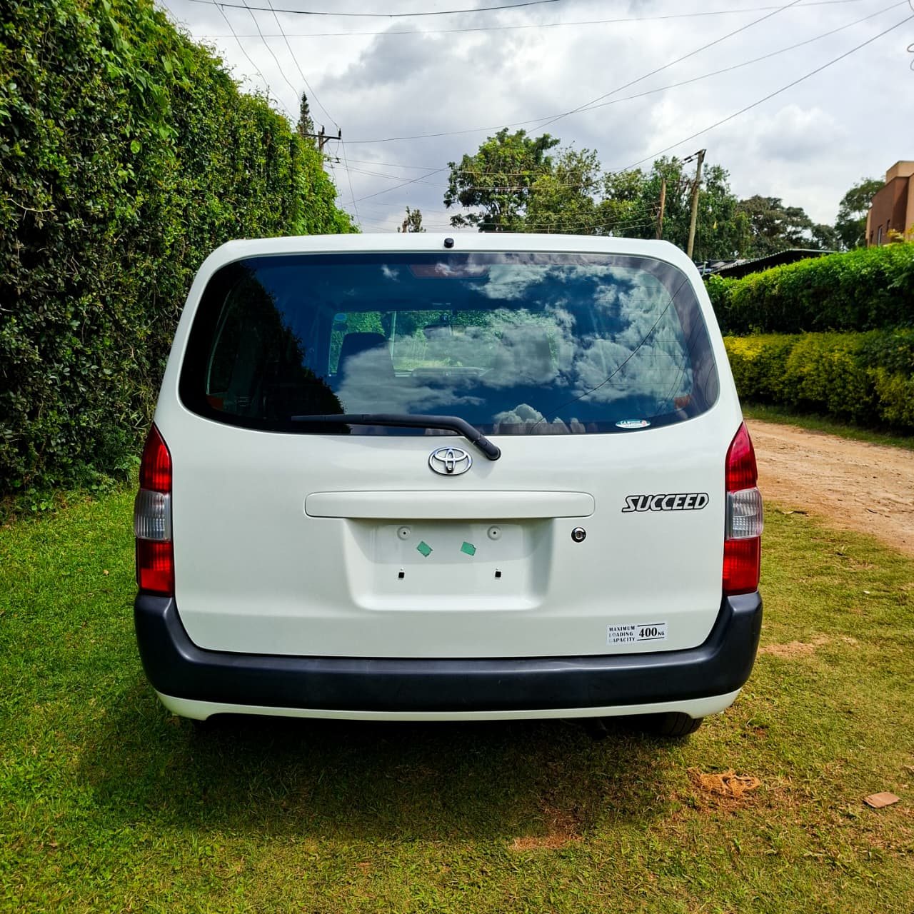 Vehicle photo thumbnail 12