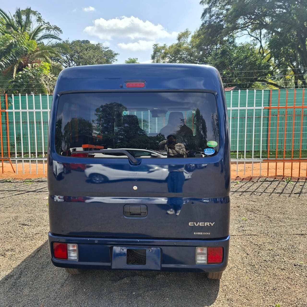 Vehicle photo thumbnail 7
