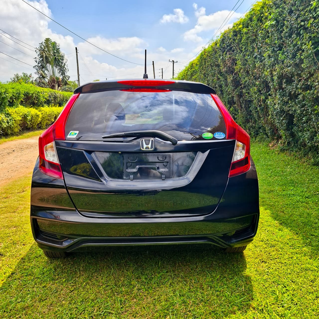 Vehicle photo thumbnail 12